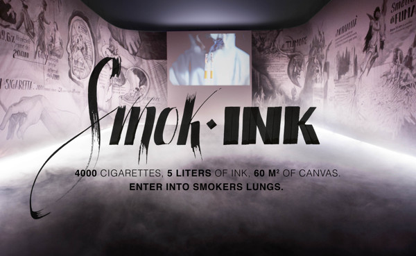 Smok-Ink, 4000 sigarette fumate = 5 litri di inchiostro usati per dipingere una tela contro il tabagismo